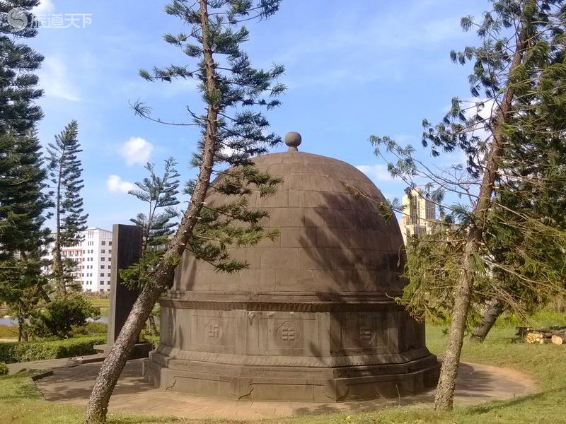 丘浚墓