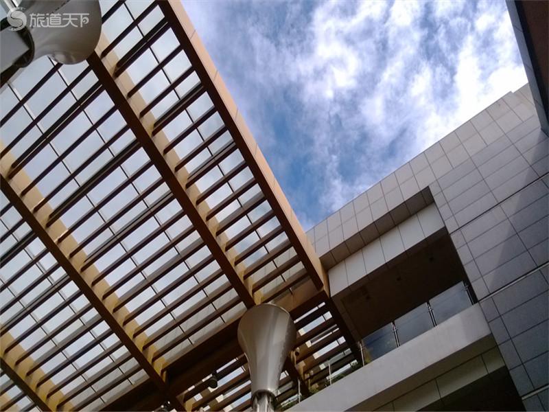 海南省博物馆-博物馆建筑顶楼一角
