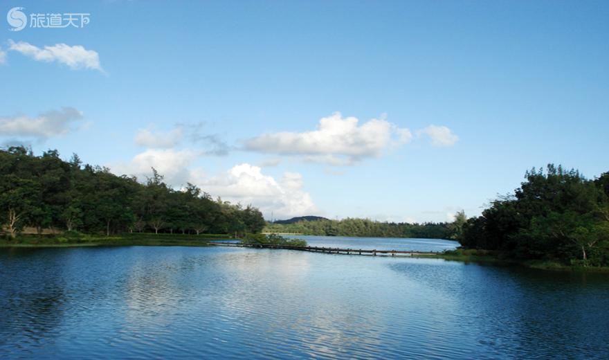 兴隆热带花园湖边景观